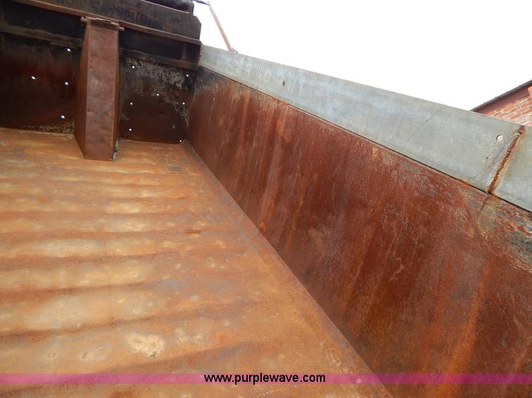 image for item H3449 1996 Mack RD688S triple axle dump truck