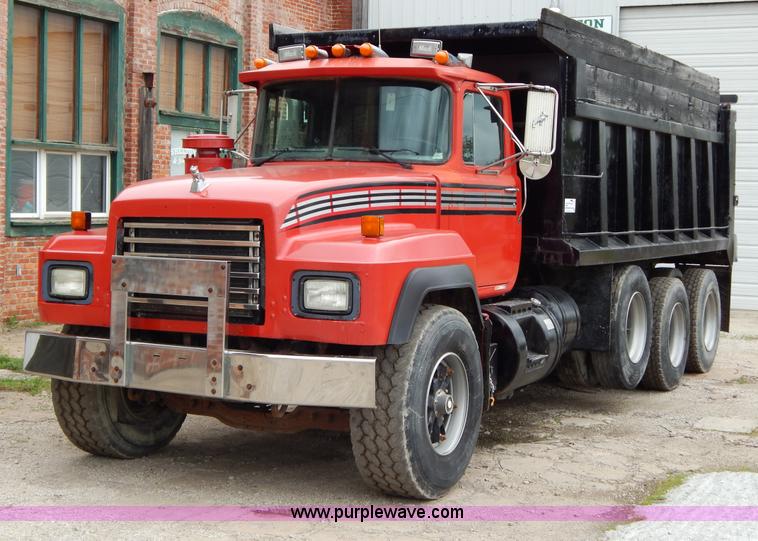 image for item H3450 1993 Mack RD690S triple axle dump truck