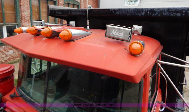 image for item H3450 1993 Mack RD690S triple axle dump truck