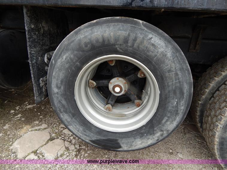 image for item H3450 1993 Mack RD690S triple axle dump truck