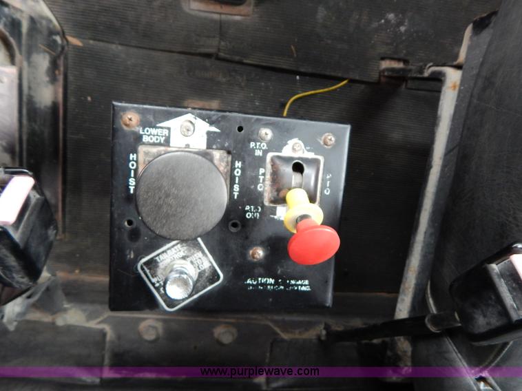 image for item H3450 1993 Mack RD690S triple axle dump truck