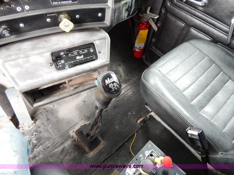 image for item H3450 1993 Mack RD690S triple axle dump truck