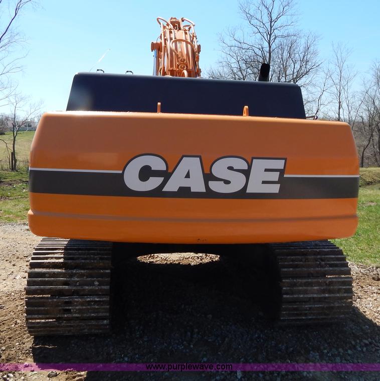 image for item H3456 2005 Case CX330 excavator