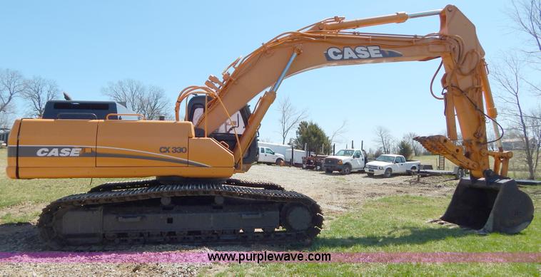 image for item H3456 2005 Case CX330 excavator