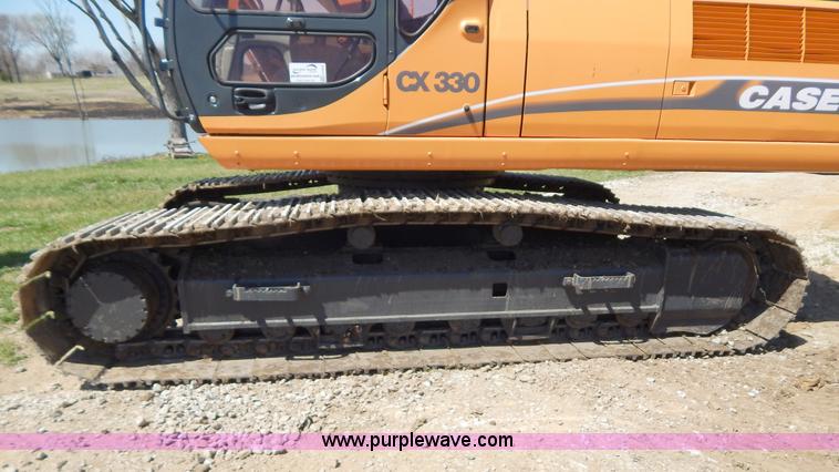 image for item H3456 2005 Case CX330 excavator