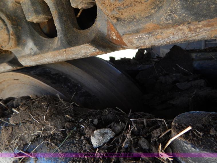 image for item H3456 2005 Case CX330 excavator