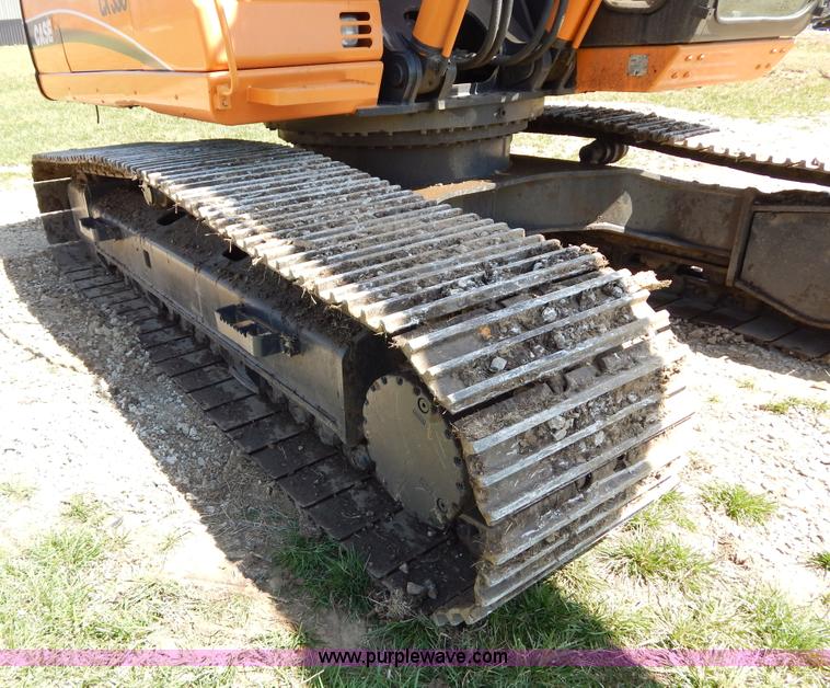 image for item H3456 2005 Case CX330 excavator