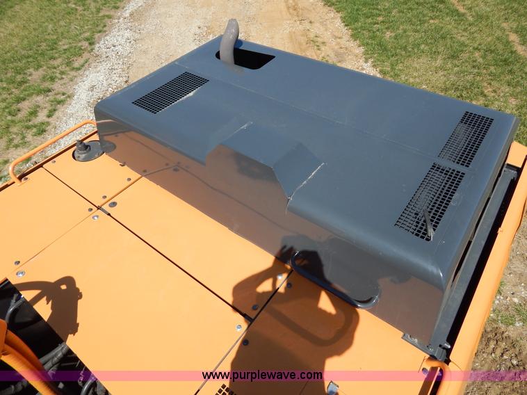 image for item H3456 2005 Case CX330 excavator