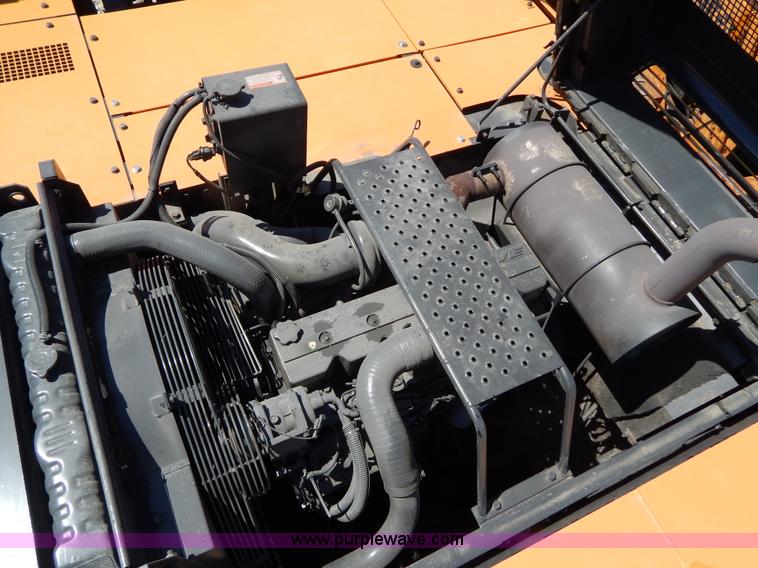 image for item H3456 2005 Case CX330 excavator