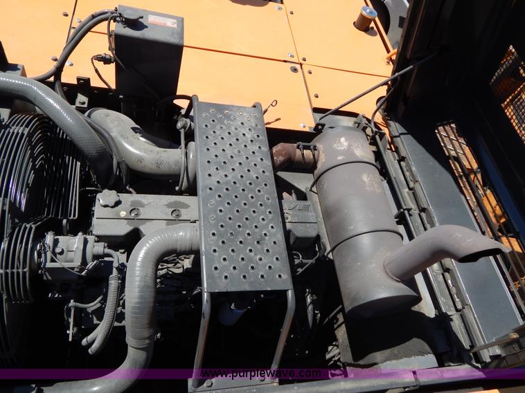 image for item H3456 2005 Case CX330 excavator