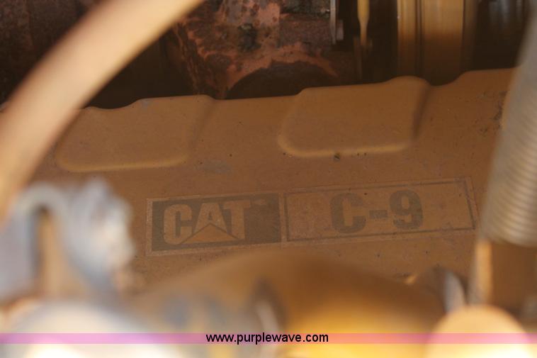 image for item H5674 2003 Caterpillar D6R XL Series II dozer