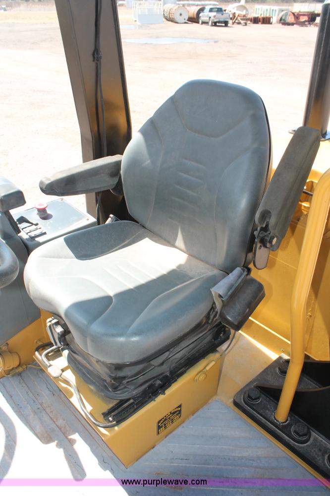 image for item H5675 2003 Caterpillar CP-433E vibratory padfoot compactor