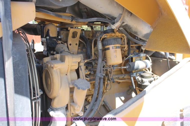image for item H5675 2003 Caterpillar CP-433E vibratory padfoot compactor