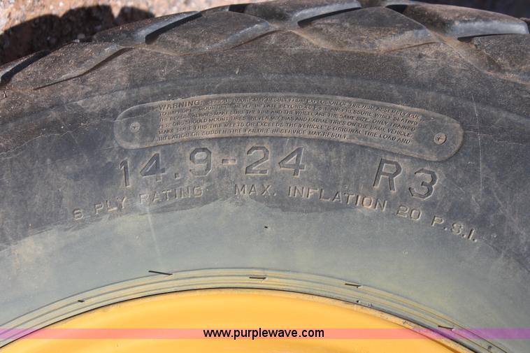 image for item H5675 2003 Caterpillar CP-433E vibratory padfoot compactor