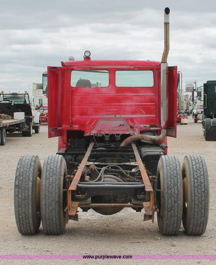 image for item H5680 1997 Freightliner FL80 semi truck