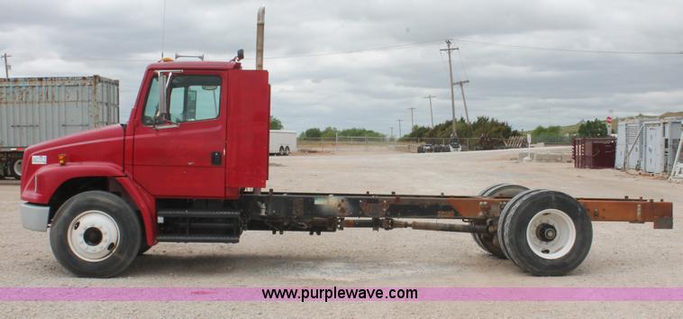 image for item H5680 1997 Freightliner FL80 semi truck