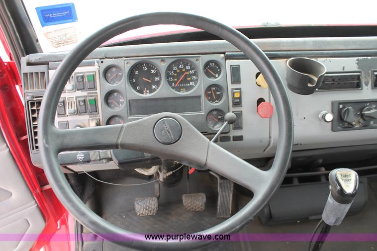 image for item H5680 1997 Freightliner FL80 semi truck