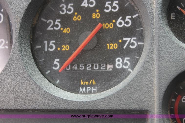 image for item H5680 1997 Freightliner FL80 semi truck