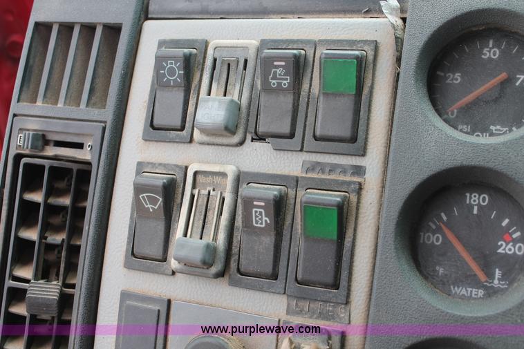 image for item H5680 1997 Freightliner FL80 semi truck