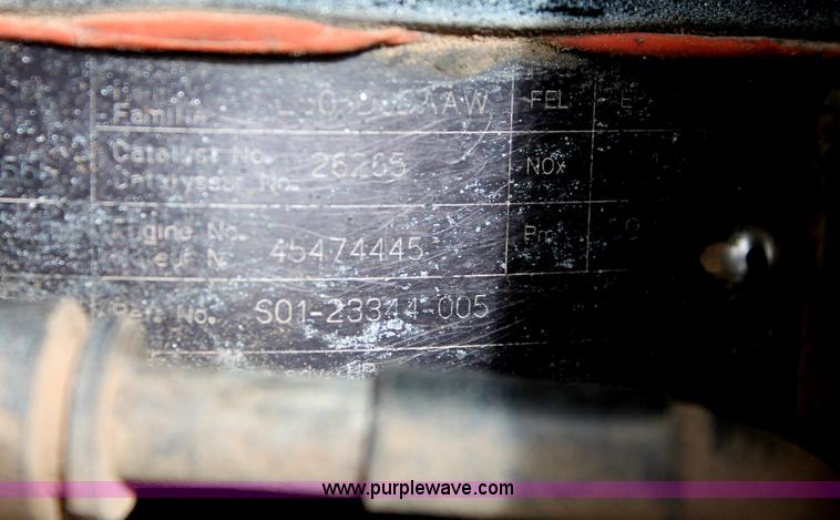 image for item H5680 1997 Freightliner FL80 semi truck