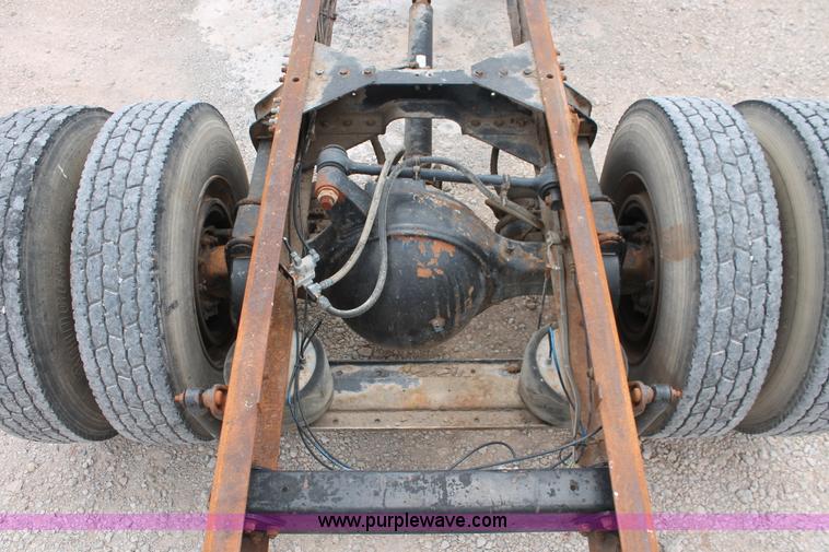 image for item H5680 1997 Freightliner FL80 semi truck