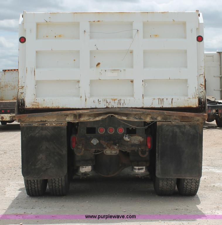 image for item H5681 2002 Sterling AT9500 Dump truck