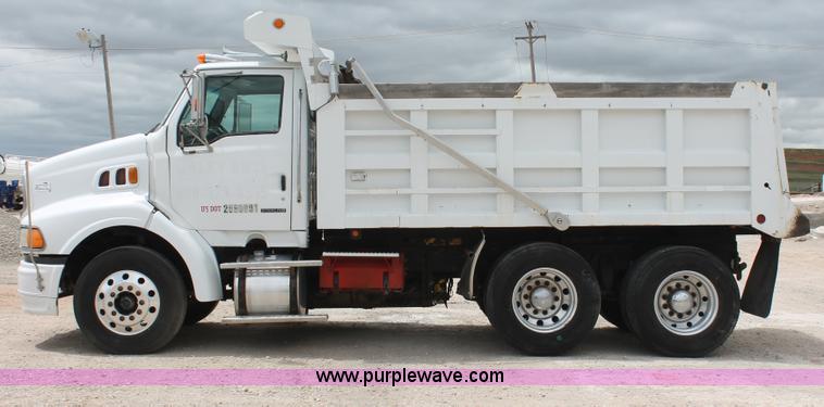 image for item H5681 2002 Sterling AT9500 Dump truck