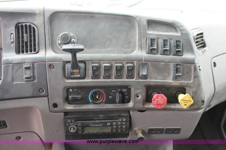 image for item H5681 2002 Sterling AT9500 Dump truck