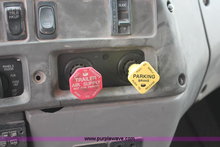 image for item H5681 2002 Sterling AT9500 Dump truck