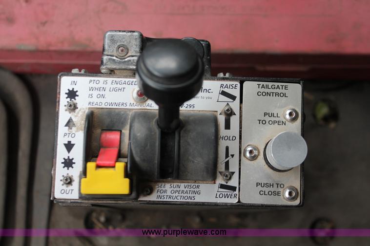 image for item H5681 2002 Sterling AT9500 Dump truck