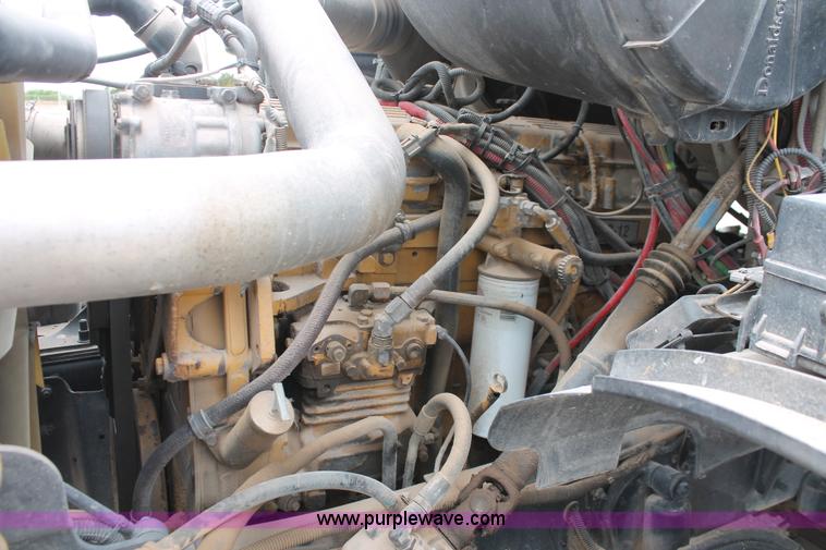 image for item H5681 2002 Sterling AT9500 Dump truck