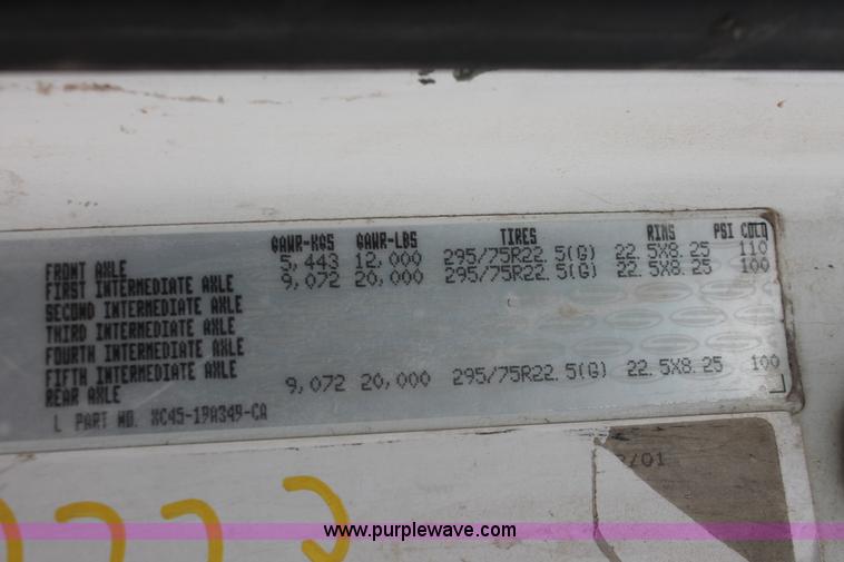 image for item H5681 2002 Sterling AT9500 Dump truck