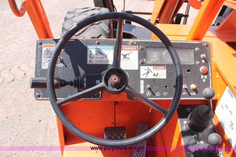 image for item H5690 1999 SkyTrack 10542 telehandler