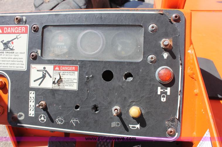 image for item H5690 1999 SkyTrack 10542 telehandler