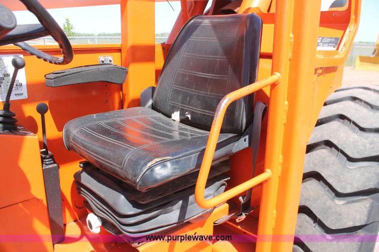 image for item H5690 1999 SkyTrack 10542 telehandler