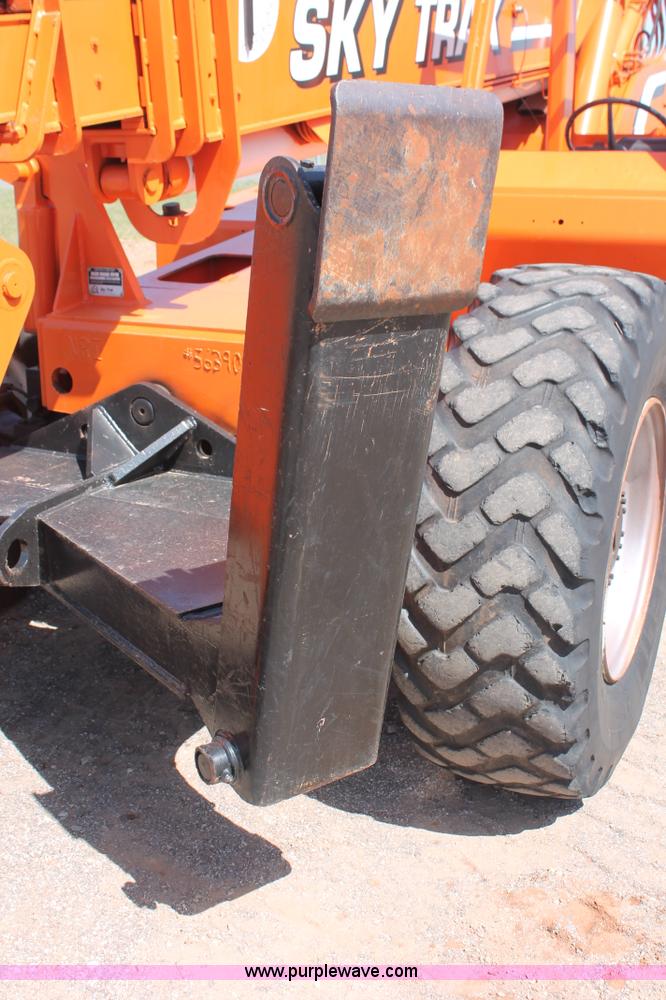 image for item H5690 1999 SkyTrack 10542 telehandler