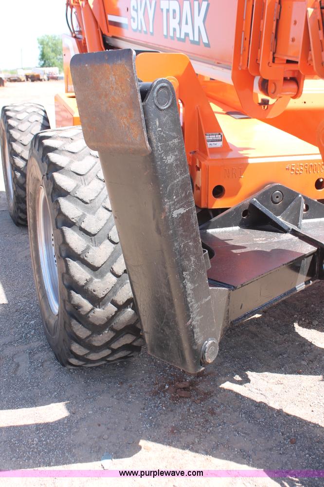 image for item H5690 1999 SkyTrack 10542 telehandler
