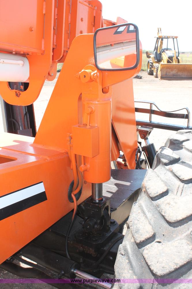 image for item H5690 1999 SkyTrack 10542 telehandler