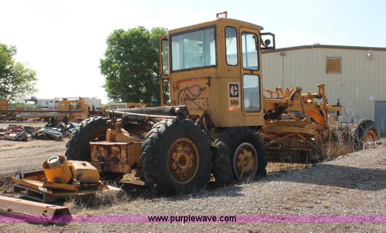 image for item H5691 1968 Caterpillar 120 motor grader