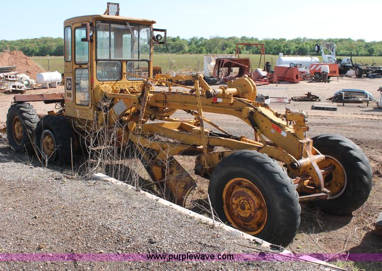 image for item H5691 1968 Caterpillar 120 motor grader