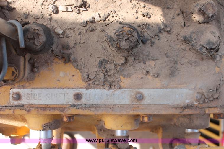 image for item H5691 1968 Caterpillar 120 motor grader