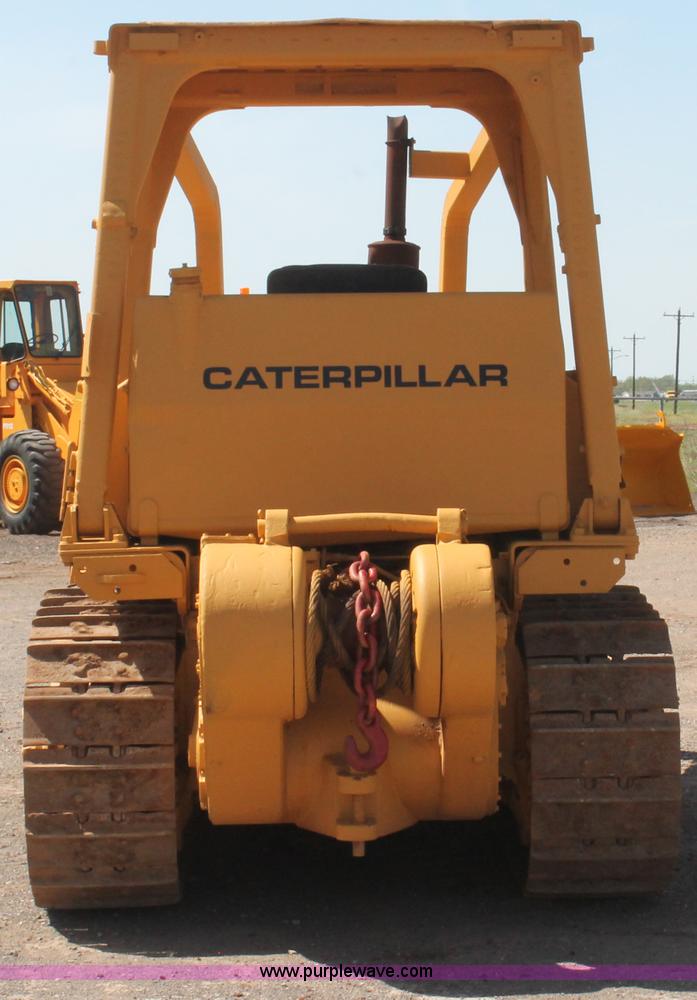 image for item H5692 1978 Caterpillar D5B dozer
