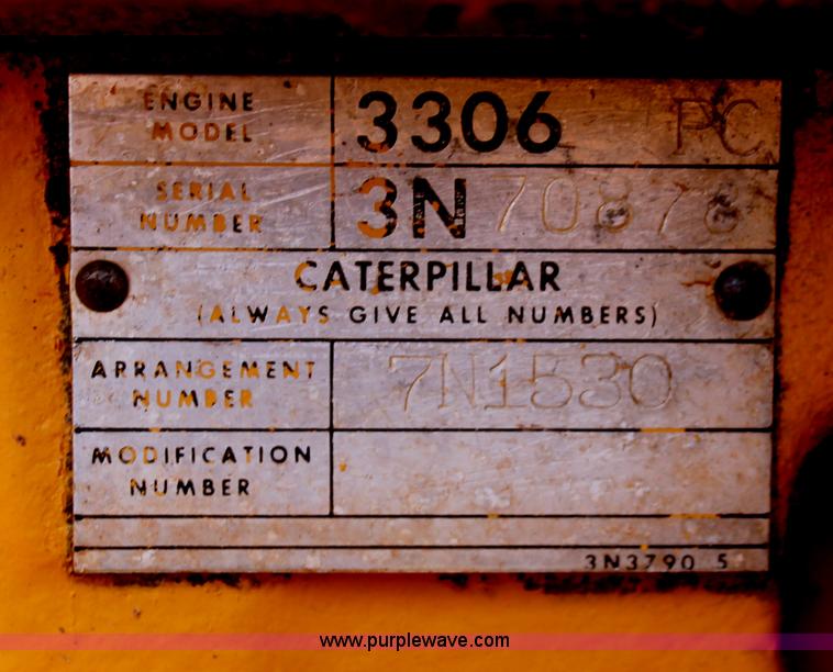 image for item H5692 1978 Caterpillar D5B dozer