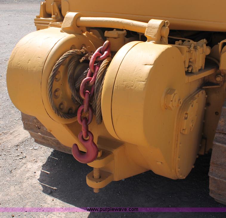 image for item H5692 1978 Caterpillar D5B dozer