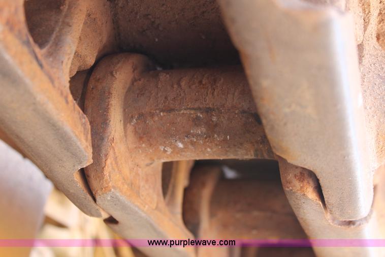 image for item H5692 1978 Caterpillar D5B dozer