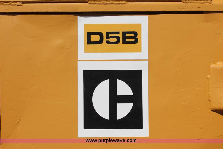 image for item H5692 1978 Caterpillar D5B dozer