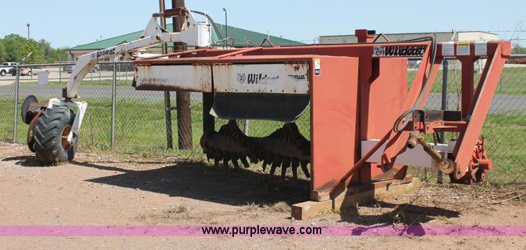 image for item H5693 Wildcat CX700-AM compost turner