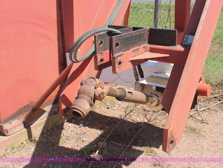 image for item H5693 Wildcat CX700-AM compost turner