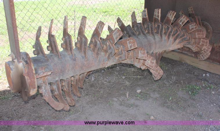 image for item H5693 Wildcat CX700-AM compost turner