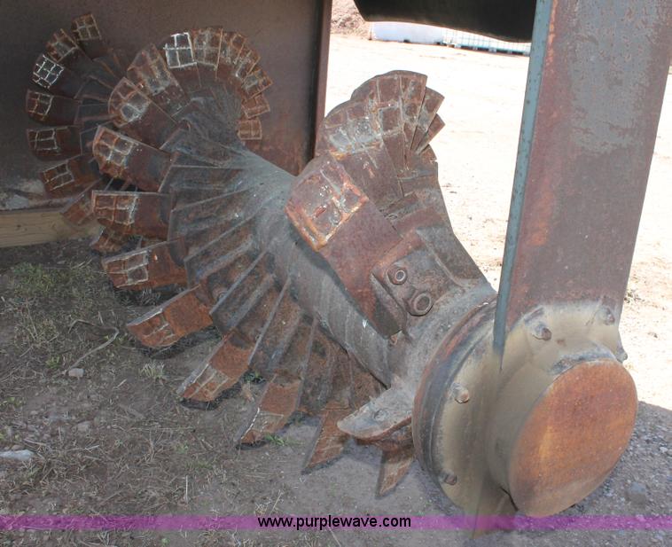 image for item H5693 Wildcat CX700-AM compost turner